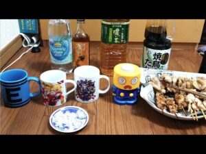 ロックマンのレアアイテムを惜しげもなく使い、鶏皮チップスと焼き鳥を食べるだけの動画（ロクメガ）